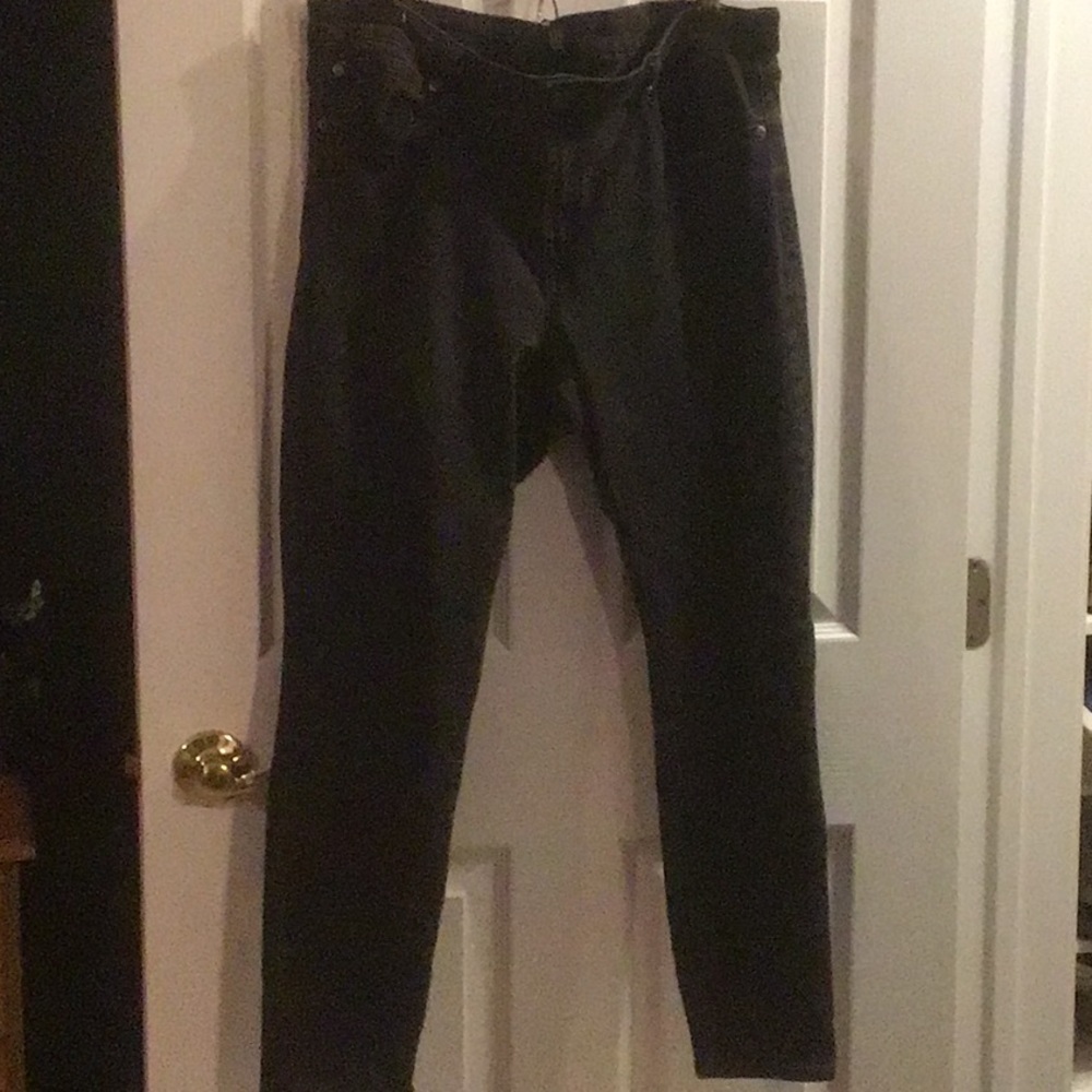 GAP black jeggings